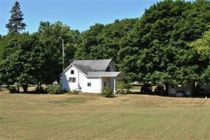 209 E 3rd St, Hersey, MI 49639 photo 14