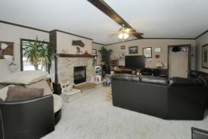 1011 Elm St, Three Rivers, MI 49093 photo 3