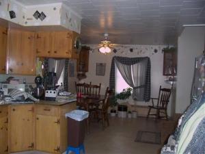 513 E Central Rd, Coldwater, MI 49036 photo 3