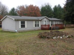 3166 S Laurel Dr, White Cloud, MI 49349 photo 1