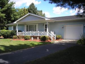 3740 E Shore Dr, Stanton, MI 48888 photo 2