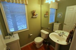 121 Fox Point Ct NE, Ada, MI 49301 photo 9
