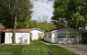 770 E Channel Dr, Coldwater, MI 49036 photo 3
