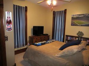 230 E Morrell St, Otsego, MI 49078 photo 8
