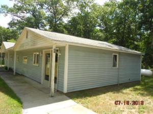 3494 E 96th St, Newaygo, MI 49337 photo 2