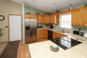 11 Heron Ct, Plainwell, MI 49080 photo 4