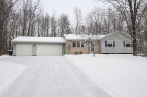 11 Heron Ct, Plainwell, MI 49080 photo 1