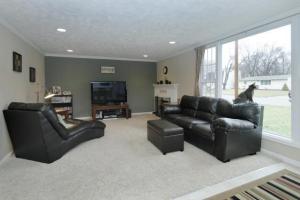 421 10th Ave, Three Rivers, MI 49093 photo 3