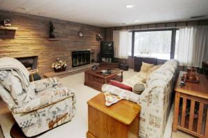 490 Sturgis Rd, Parchment, MI 49004 photo 16