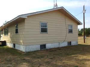 4053 E Colby Rd, Stanton, MI 48888 photo 5