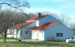 975 E Glendora Rd, Buchanan, MI 49107 photo 2