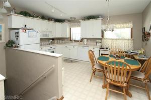 11021 Longpoint Dr, Plainwell, MI 49080 photo 4