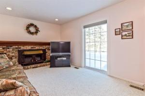 6239 Adacroft Dr SE, Ada, MI 49301 photo 14