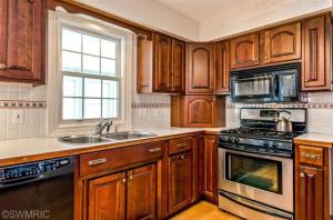6239 Adacroft Dr SE, Ada, MI 49301 photo 9