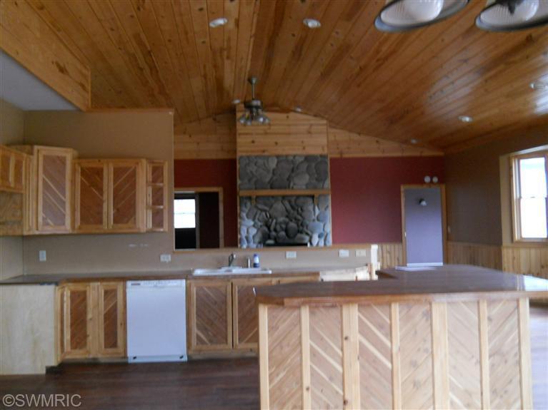 7300 Montcalm Ave, Belding, MI 48809 photo 7