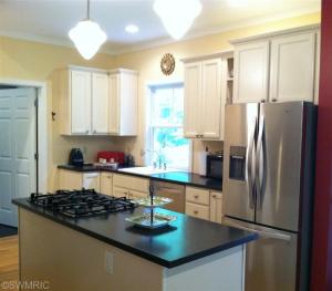 8564 Blackhawk Dr, Lakeside, MI 49116 photo 4