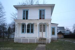 112 S Walker St, Bronson, MI 49028 photo 1