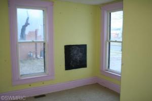 112 S Walker St, Bronson, MI 49028 photo 5