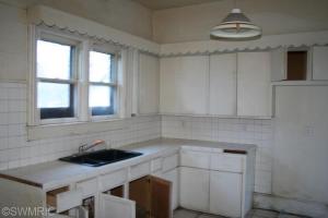 112 S Walker St, Bronson, MI 49028 photo 3