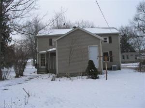 245 White Pigeon St, Constantine, MI 49042 photo 4