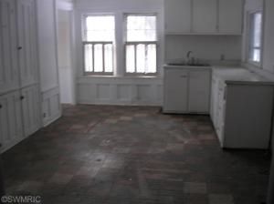 245 White Pigeon St, Constantine, MI 49042 photo 6