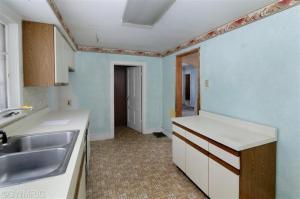 540 White Pigeon St, Constantine, MI 49042 photo 9