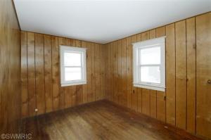 540 White Pigeon St, Constantine, MI 49042 photo 12