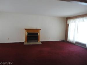 152 S Webster, White Cloud, MI 49349 photo 6