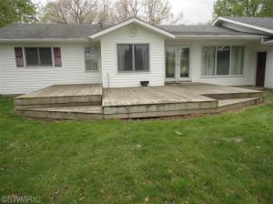 152 S Webster, White Cloud, MI 49349 photo 3