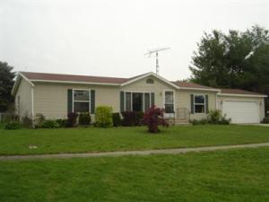 923 S Constantine, Three Rivers, MI 49093 photo 1