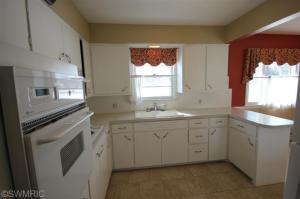 7769 30th St SE, Ada, MI 49301 photo 2