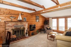 7160 Larned Dr NE, Belding, MI 48809 photo 3