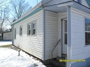 1203 Herbert St, Niles, MI 49120 photo 2
