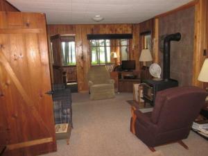 1433 Willow Rd, Baldwin, MI 49304 photo 6
