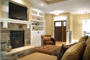 8460 Longleaf Dr SE, Ada, MI 49301 photo 4