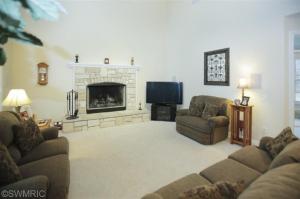 1855 E B Ave, Plainwell, MI 49080 photo 3