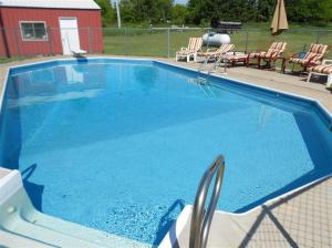 9730 Richmond, Belding, MI 48809 photo 3