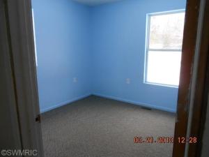 808 S Mcclelland Rd, White Cloud, MI 49349 photo 3