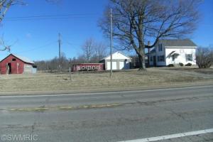 1084 Chicago Rd, Bronson, MI 49028 photo 2
