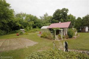 854 10th St, Plainwell, MI 49080 photo 16
