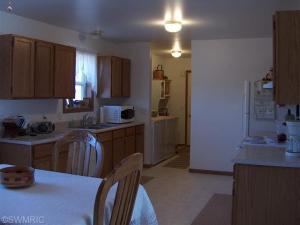 9771 2 Mile, Lowell, MI 49331 photo 2