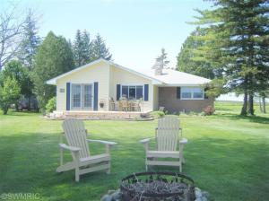 8420 Sunset Rd, Reading, MI 49274 photo 1