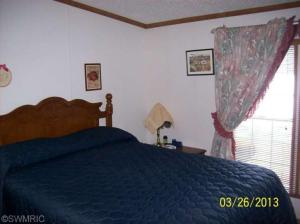 1423 E 136th St, Grant, MI 49327 photo 18