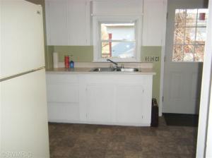 623 Bowman St, Colon, MI 49040 photo 4