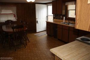 9530 Lakeview Dr, Jerome, MI 49249 photo 8
