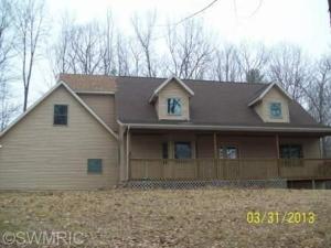 8909 5 Mile Rd, White Cloud, MI 49349 photo 3