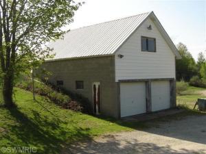1322 N Osborn Ave, White Cloud, MI 49349 photo 3