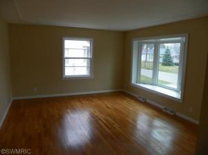 159 Pine St, Sparta, MI 49345 photo 3