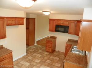 159 Pine St, Sparta, MI 49345 photo 2