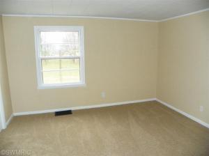 159 Pine St, Sparta, MI 49345 photo 8